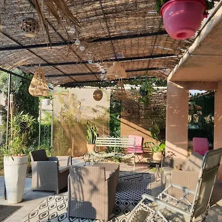 Superbe Au Calme Avec Piscine * Montagnac (Herault)