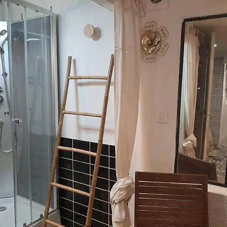 Apartment Superbe Au Calme Avec Piscine *