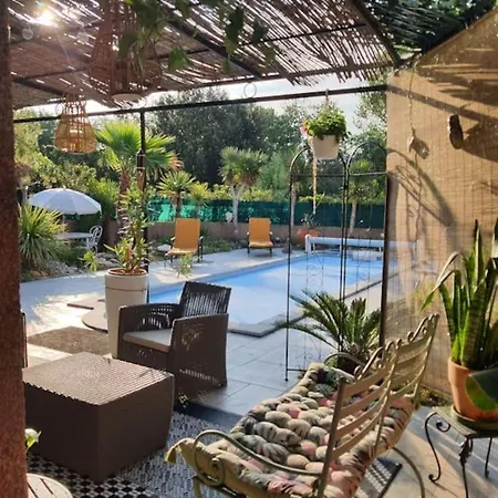 Superbe Au Calme Avec Piscine * Montagnac (Herault)