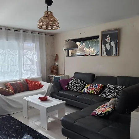 Apartment Superbe Au Calme Avec Piscine Montagnac (Herault)